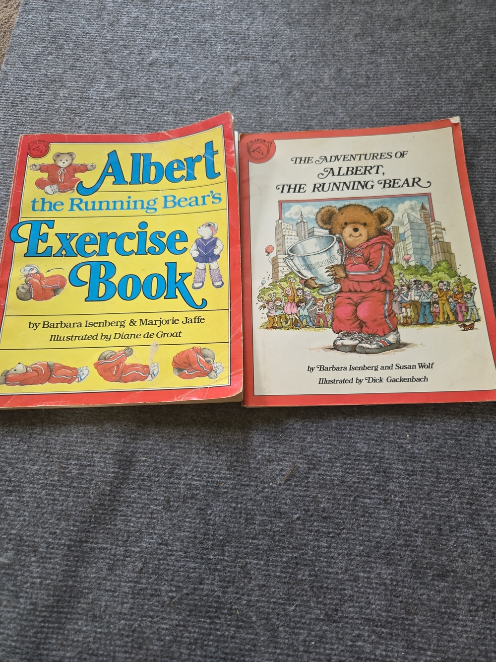 Albert The Running Bear Kids Books - Vintage